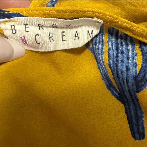 Berry N Cream Summer Cactus Print Shrug - Picture 2 of 5